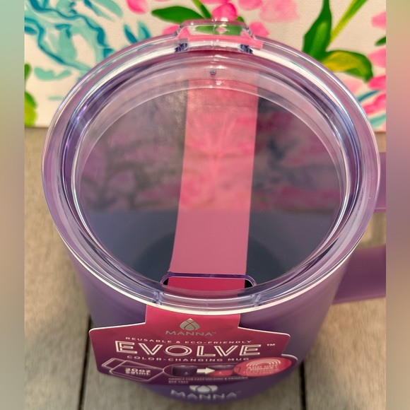 Manna Evolve Color-Changing Mug! (4 Color Variety) - Picture 2 of 8